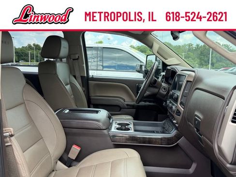 Used 2016 GMC Sierra 2500 Denali AWD/4WD image 7