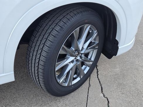 New 2025 MAZDA CX-5 AWD 2.5 S w/ Premium Plus Pkg image 4