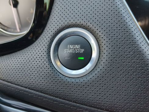 Used 2020 Cadillac XT5 Premium Luxury image 60