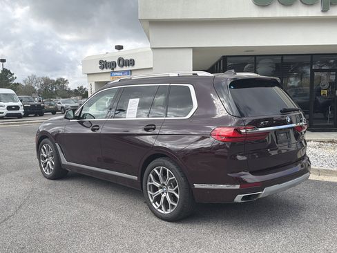 Used 2022 BMW X7 xDrive40i w/ Executive Package image 6