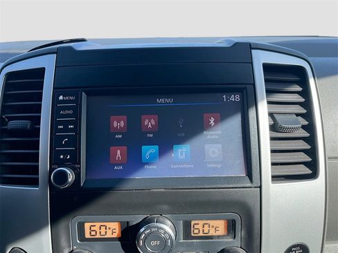 Used 2020 Nissan Frontier SV image 14