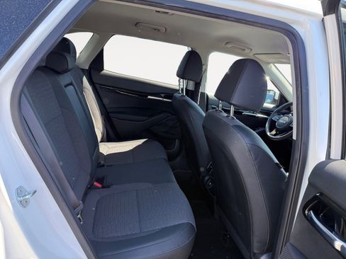 Used 2022 Kia Seltos S image 18