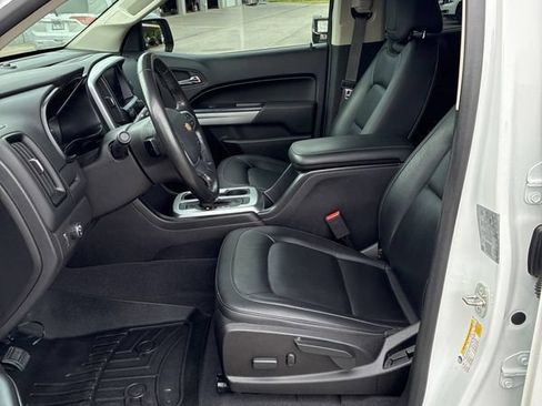 Used 2020 Chevrolet Colorado LT w/ Luxury Package RWD image 12