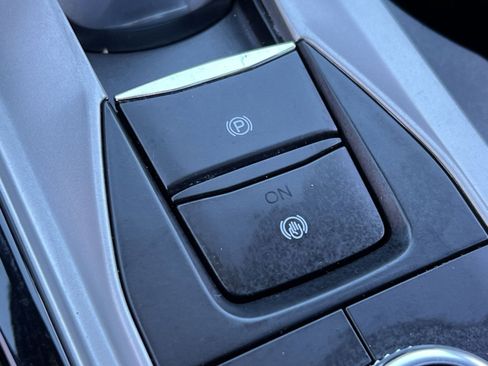 Used 2022 Ford Explorer ST w/ Equipment Group 401A image 34