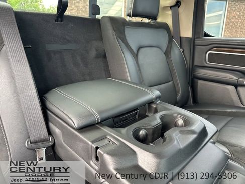 Used 2021 RAM 1500 Laramie AWD/4WD image 16
