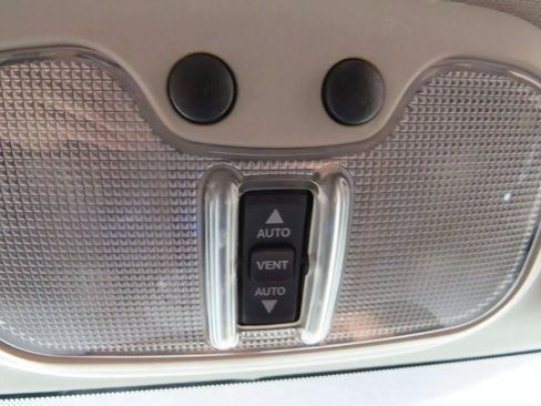 Used 2013 Jeep Compass Latitude w/ Sun/Sound Group image 22