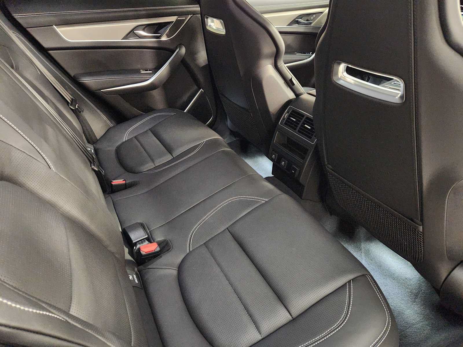 New 2026 Jaguar F-PACE R-Dynamic S AWD/4WD image 56