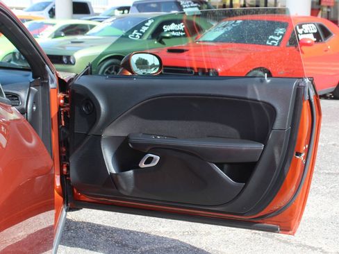 Used 2020 Dodge Challenger GT RWD image 11