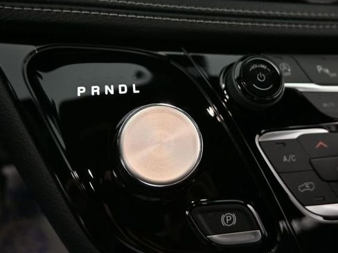 New 2026 Chrysler Pacifica Select w/ S Appearance Package image 33