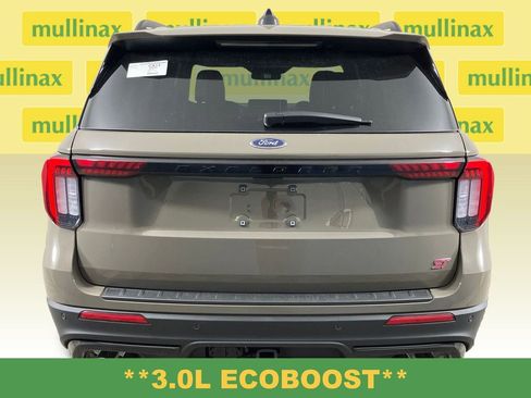 New 2026 Ford Explorer ST image 9