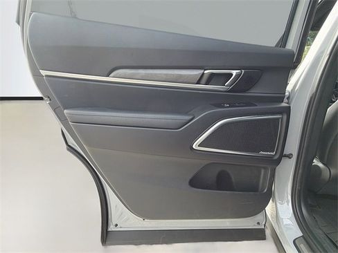 Used 2023 Kia Telluride SX Prestige X-Line image 20