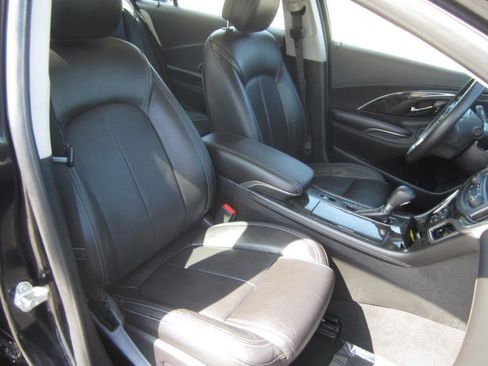 Used 2014 Buick LaCrosse Premium FWD image 15