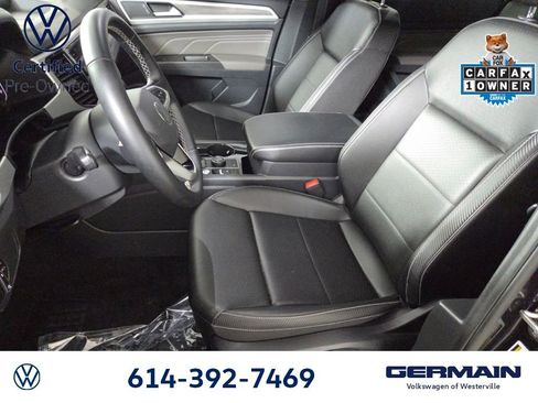 Certified 2023 Volkswagen Atlas Cross Sport SE w/ Panoramic Sunroof Package AWD/4WD image 15