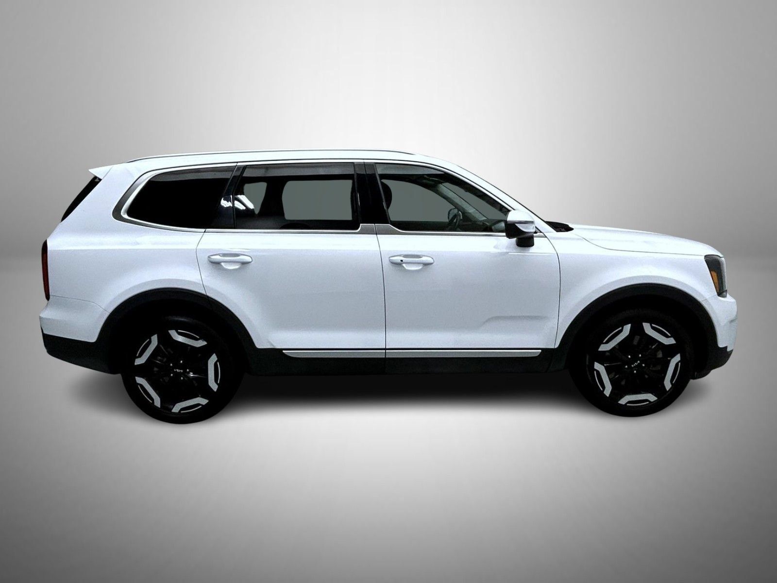 Used 2025 Kia Telluride S AWD/4WD image 4