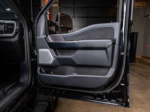 Used 2026 Ford F450 Platinum w/ FX4 Off-Road Package image 36