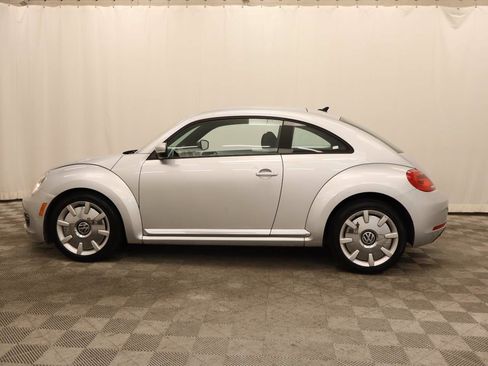 Used 2012 Volkswagen Beetle 2.5 FWD image 2