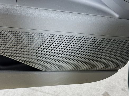 Used 2022 Hyundai Elantra SEL w/ Preferred Accessory Package image 21