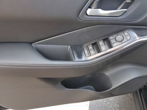 New 2026 Nissan Rogue SV w/ Cold Weather Package AWD/4WD image 23