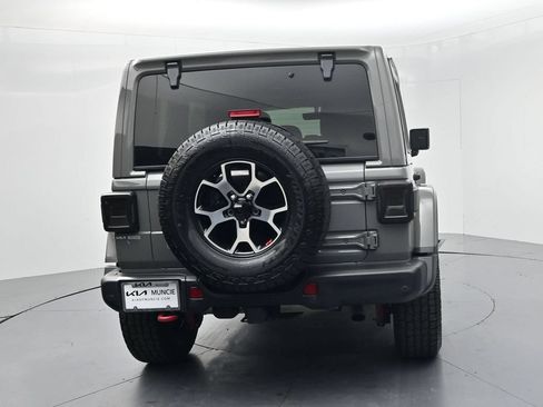 Used 2018 Jeep Wrangler Unlimited Rubicon AWD/4WD image 7