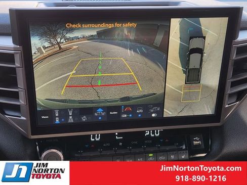 Used 2025 Toyota Tundra Limited image 20