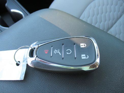 Used 2020 Chevrolet Equinox LT FWD image 29
