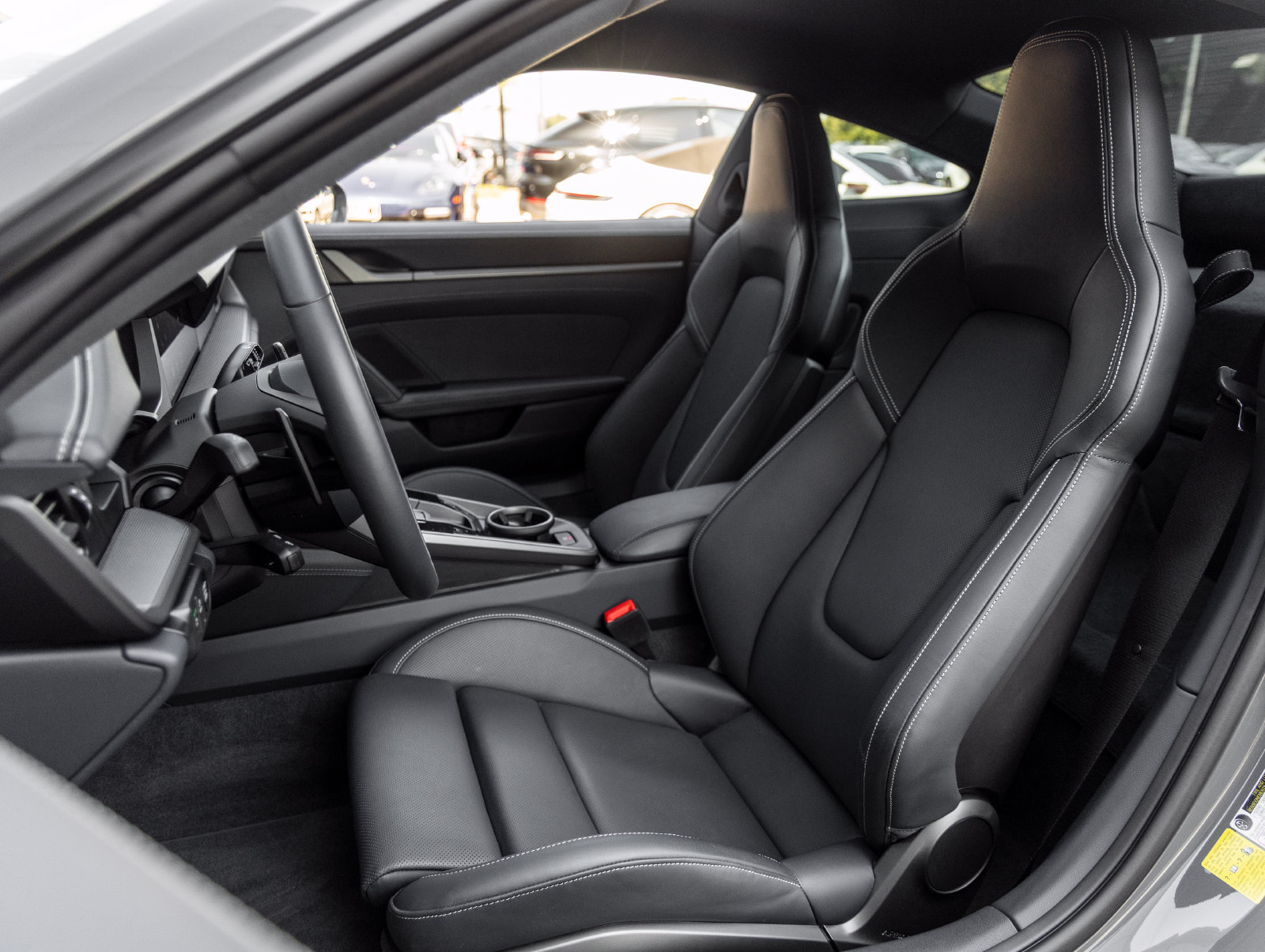 Certified 2025 Porsche 911 Carrera RWD image 5