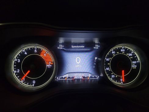 Used 2022 Jeep Cherokee Limited w/ Mopar Interior Package image 23