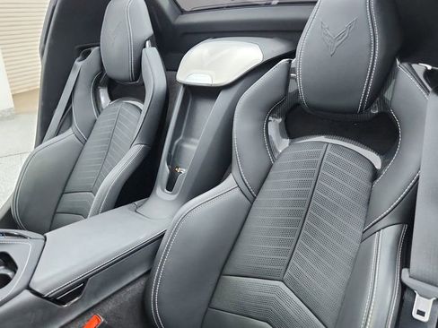 Used 2024 Chevrolet Corvette Stingray Preferred Conv w/ Z51 Performance Package image 21