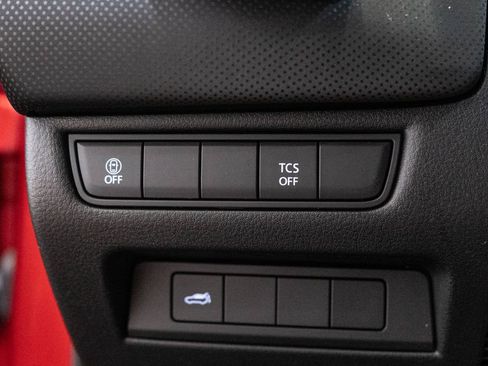 Used 2025 MAZDA CX-50 AWD 2.5 S w/ Cargo Package image 23