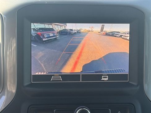 Used 2023 Chevrolet Silverado 1500 Custom image 20