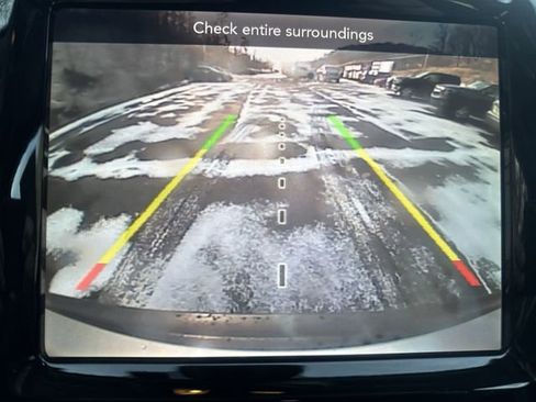 Used 2019 Jeep Cherokee Limited w/ Technology Group image 29