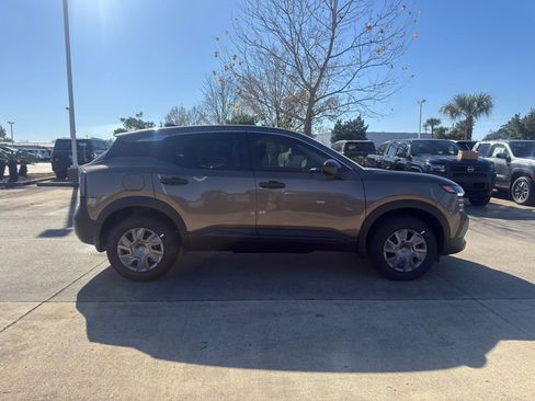 New 2026 Nissan Kicks S image 5