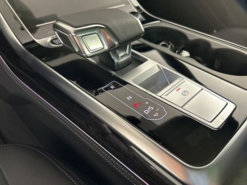 New 2026 Audi Q8 Premium Plus image 23