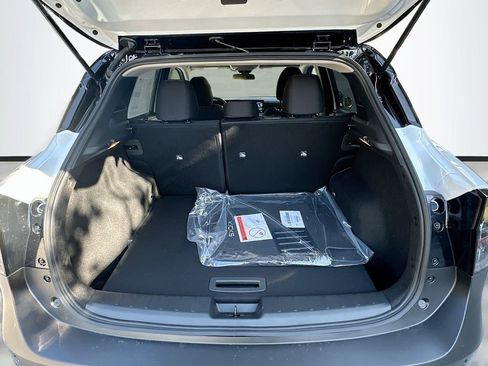 New 2026 Nissan Kicks SV image 26