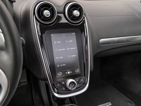 Used 2023 McLaren GT image 22