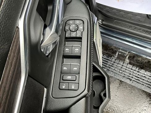 New 2026 RAM 3500 Laramie AWD/4WD image 14