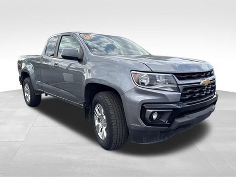 Used 2022 Chevrolet Colorado LT w/ LT Convenience Package AWD/4WD image 7