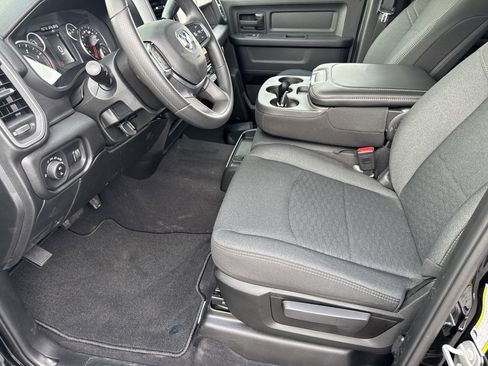 New 2026 RAM 2500 Tradesman AWD/4WD image 9