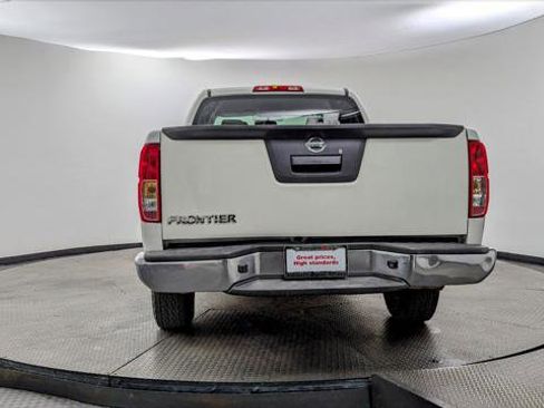 Used 2018 Nissan Frontier S image 7