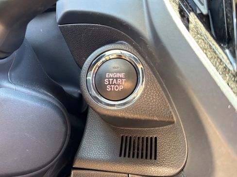 Used 2025 Subaru Forester Touring image 28