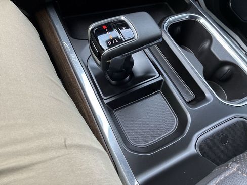 Used 2023 Chevrolet Silverado 1500 High Country w/ High Country Premium Package image 18