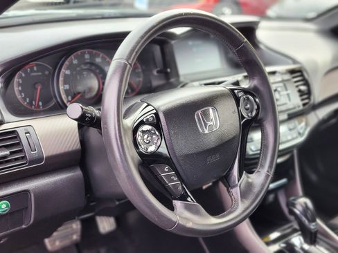 Used 2016 Honda Accord Sport image 17