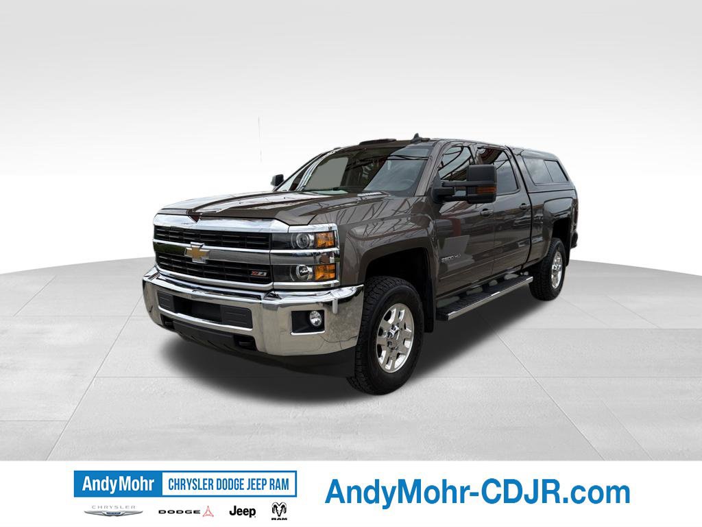 Used 2015 Chevrolet Silverado 2500 LT w/ LT Convenience Package AWD/4WD image 3