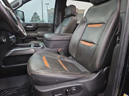Used 2020 GMC Sierra 2500 AT4 w/ AT4 Premium Package image 18