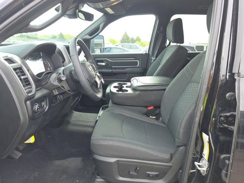 Used 2026 RAM 2500 Big Horn AWD/4WD image 2