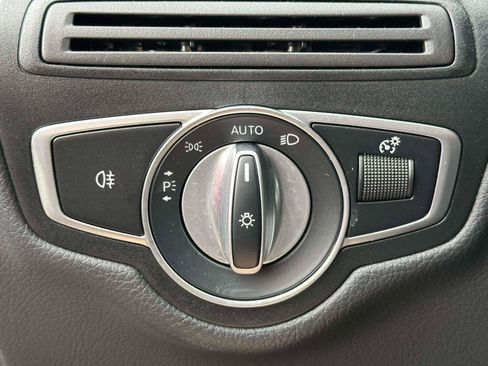 Certified 2022 Mercedes-Benz GLC 300 4MATIC image 18