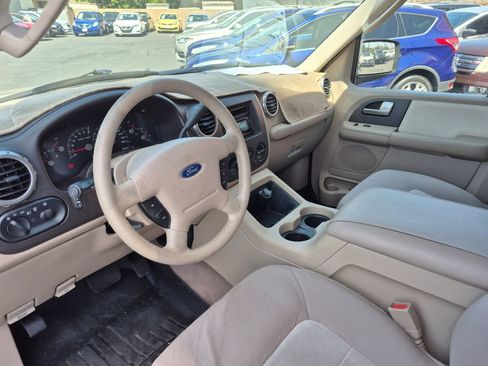 Used 2004 Ford Expedition XLT RWD image 34