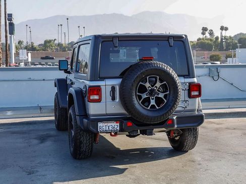Used 2018 Jeep Wrangler Rubicon AWD/4WD image 7