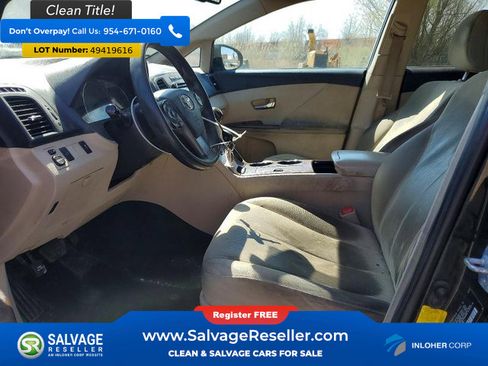 Used 2013 Toyota Venza LE w/ LE Convenience Pkg image 9