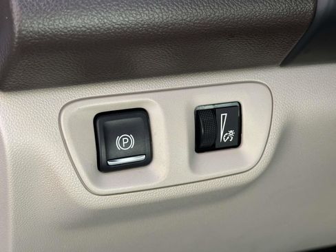 Used 2017 GMC Acadia Denali w/ Technology Package image 19